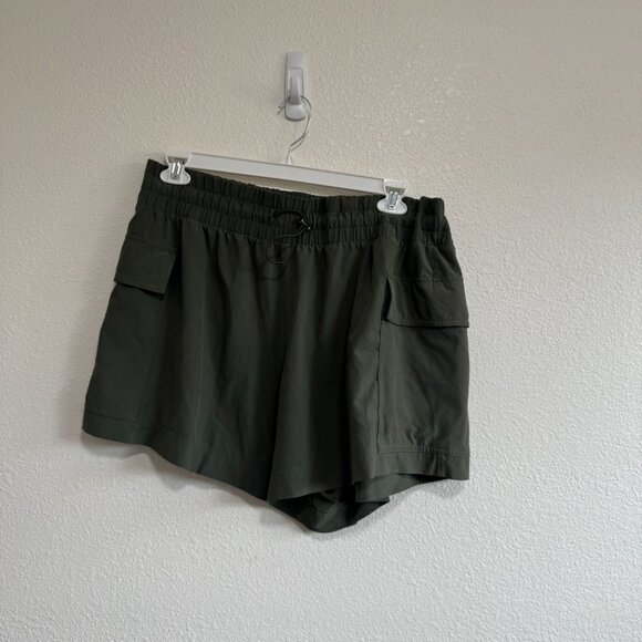 Abercrombie and Fitch Traveler Shorts with Cargo Pockets in Army Green XL - Picture 3 of 12